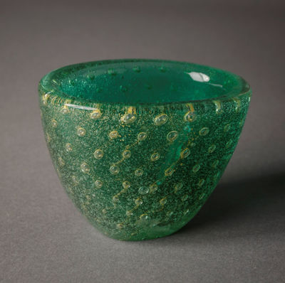 Picture of Green Cabinet Vessel