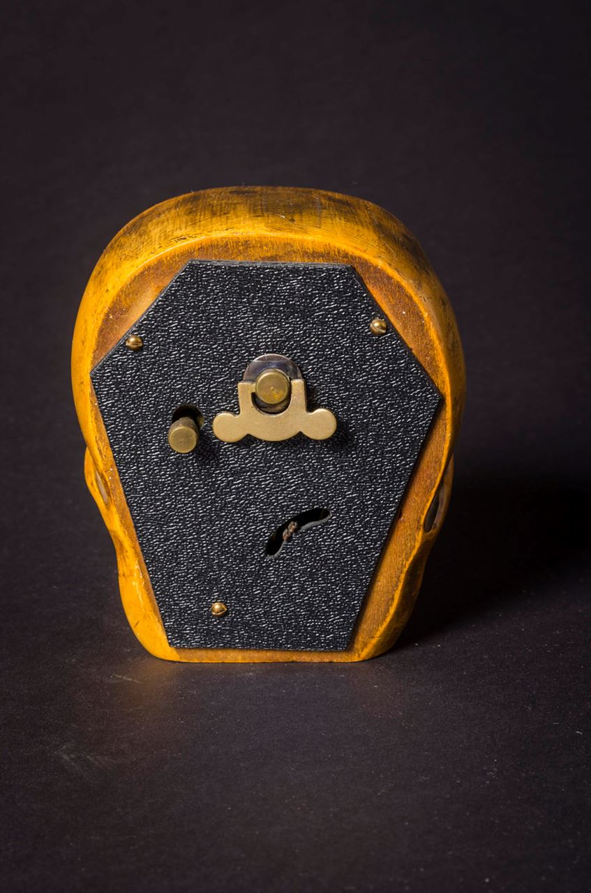 Skull Rolling Eye Clock Hieronymus Objects