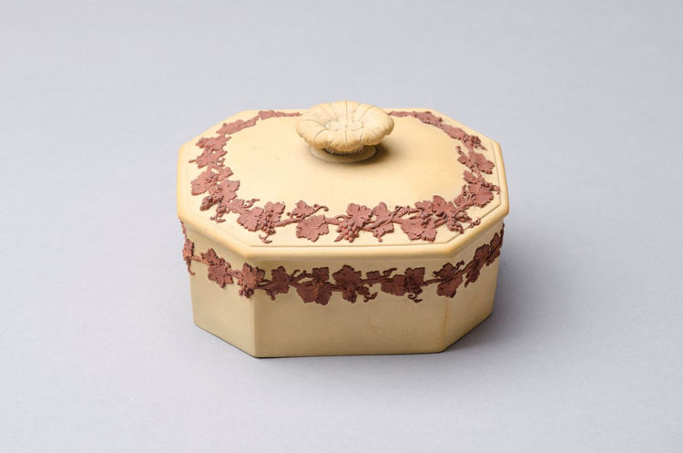 Picture of Octagonal Box Caneware