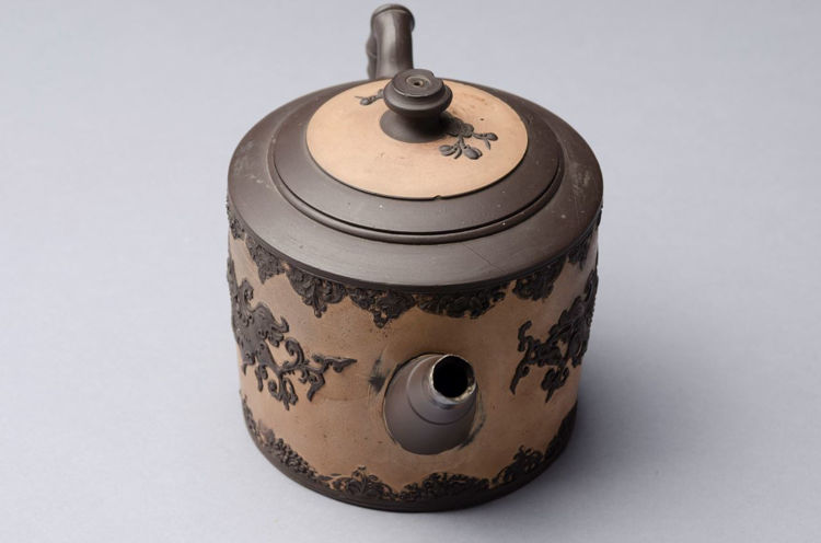 Picture of Redware Teapot and Cover