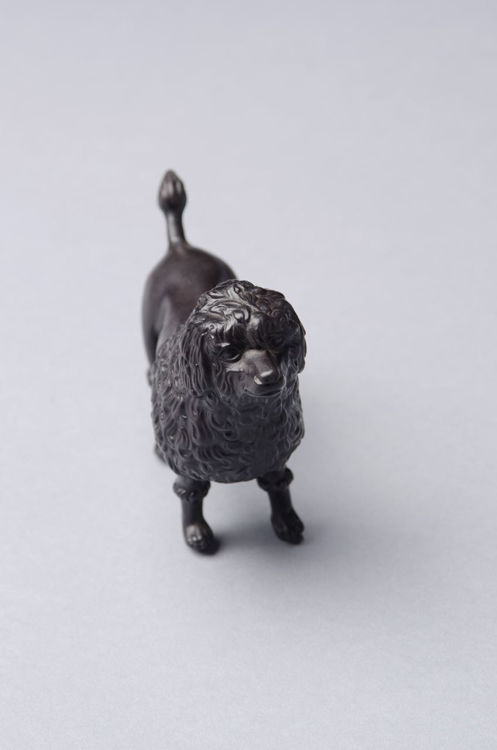 Picture of Poodle in Black Basalt