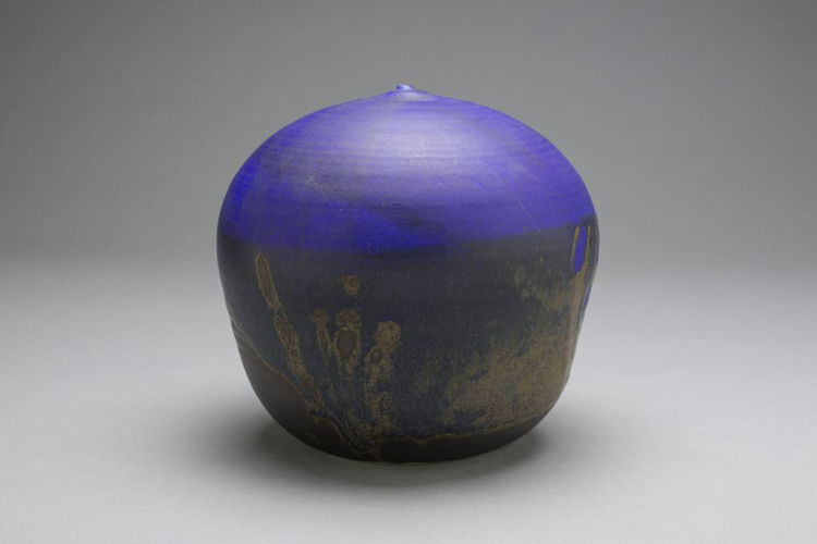 Picture of Moon Jar With Rattle