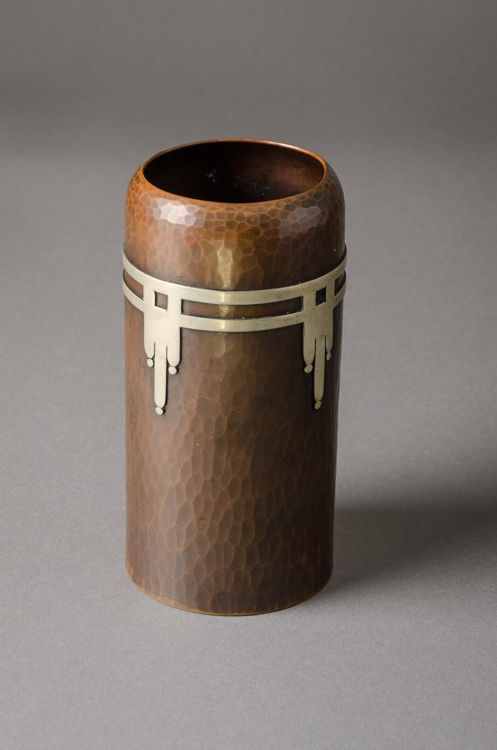 Picture of Dard Hunter Vase