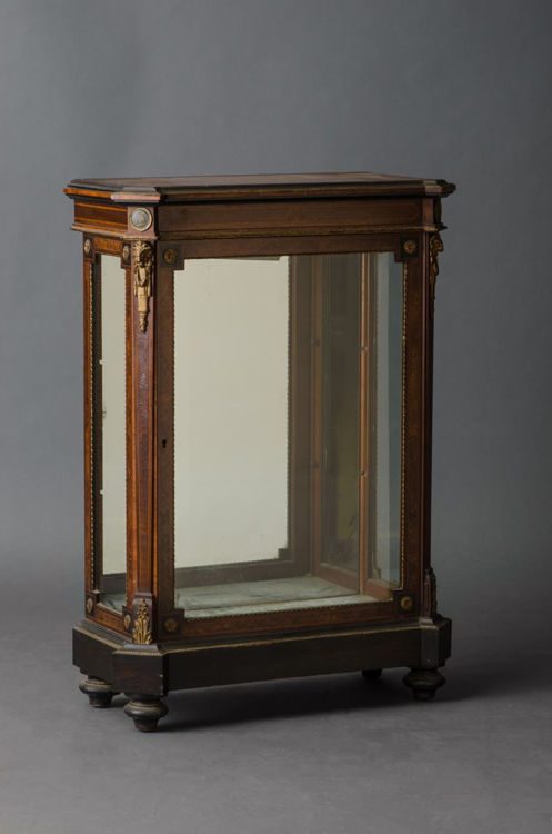 Picture of Victorian Vitrine