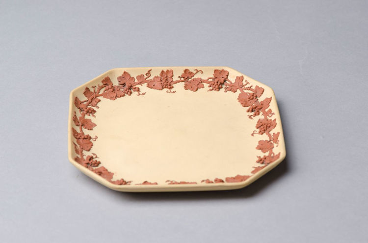 Picture of Circular Plate Caneware