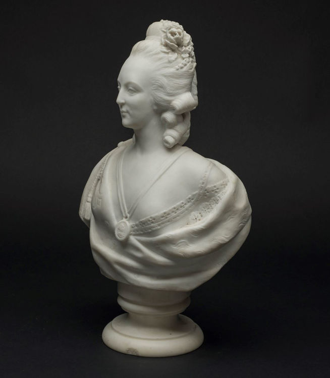 Picture of Bisque Bust of Elegant Woman
