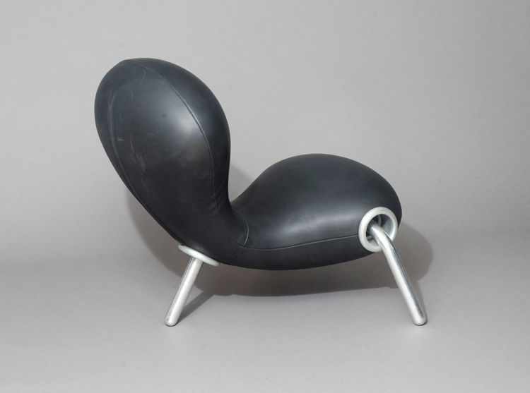 Picture of Embryo Lounge Chair