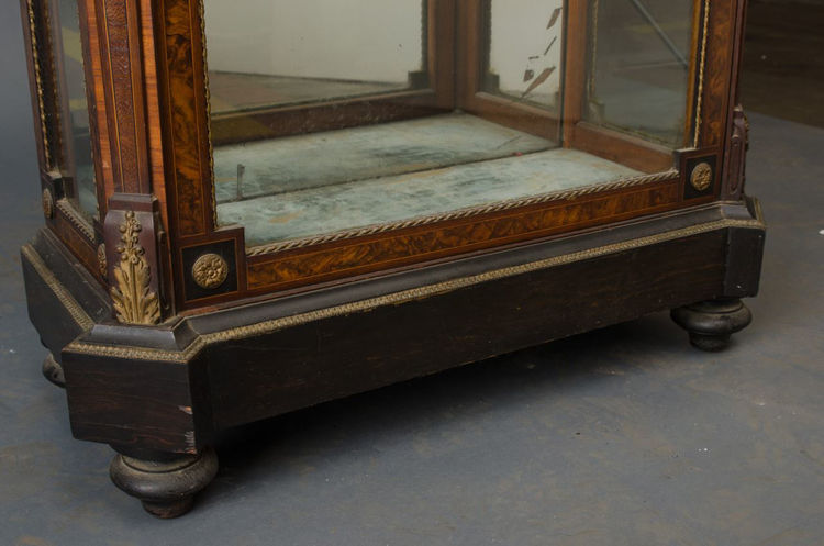 Picture of Victorian Vitrine