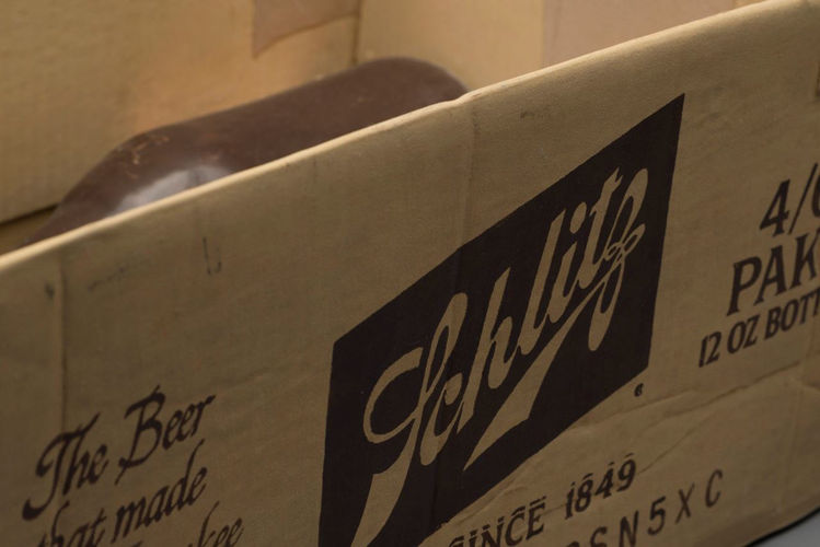 Picture of Schlitz Box