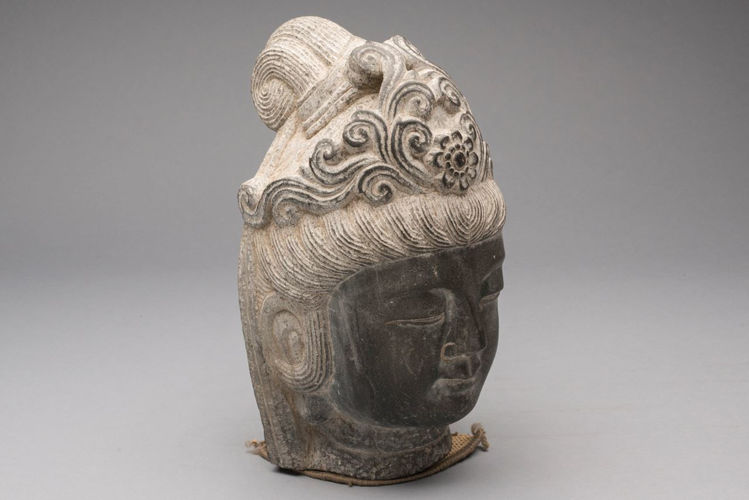 Picture of Head of Buddha