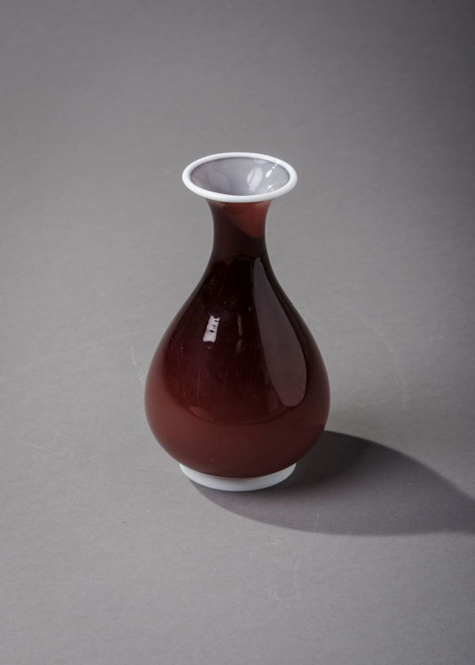 Picture of Incamiato Vase in Purple