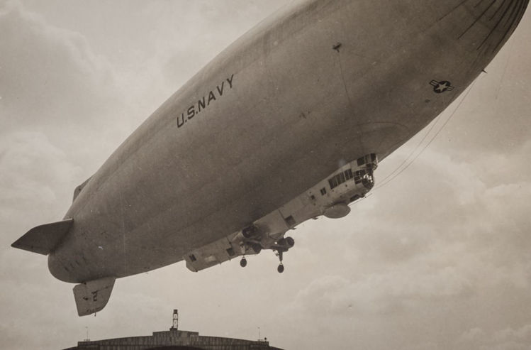 Picture of Zeppelin - US Navy