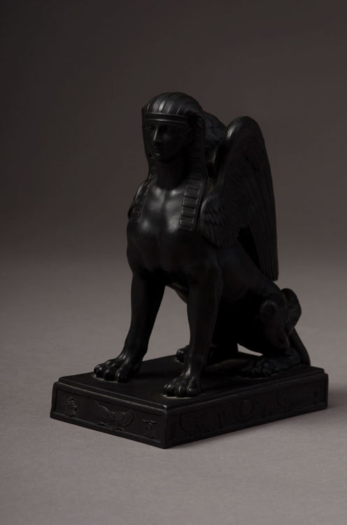 Picture of Sphinx - Black Basalt