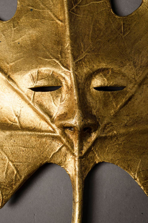 Picture of Golden Maple Leaf Mask