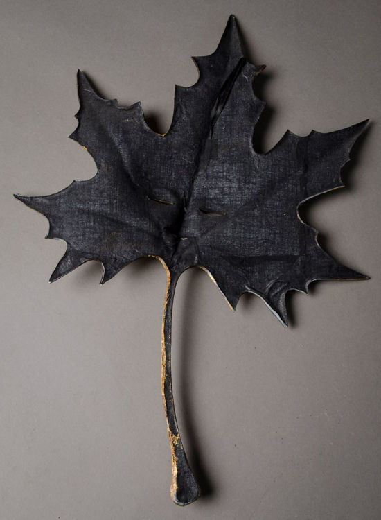 Picture of Golden Maple Leaf Mask