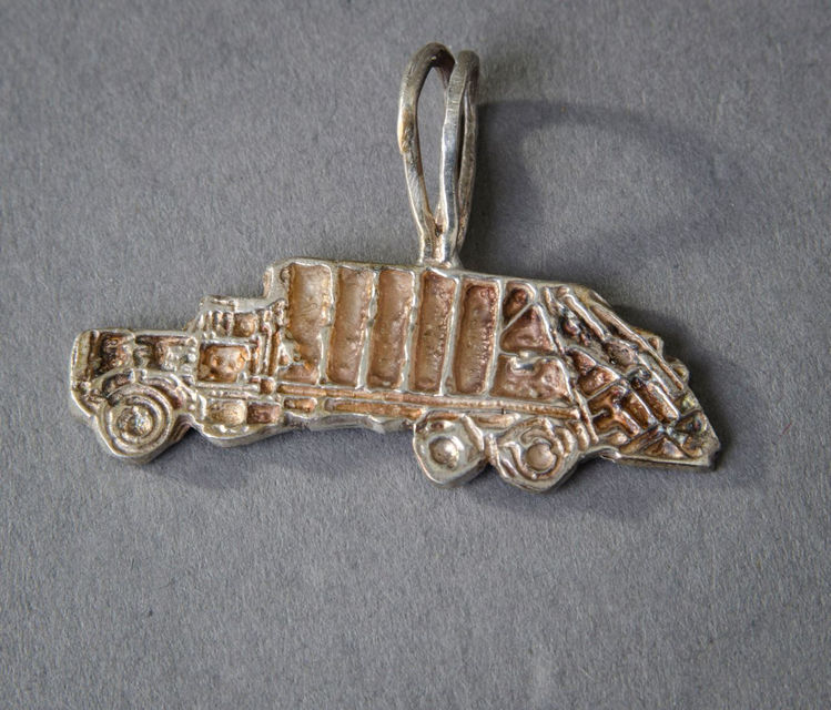 Picture of Garbage Truck Charm