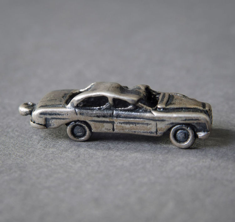 Picture of Wrecked Car Charm