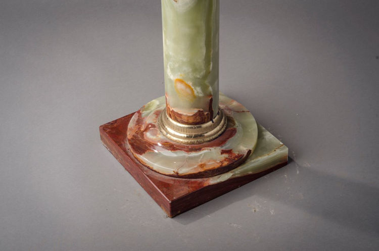 Picture of Continental Onyx Pedestal