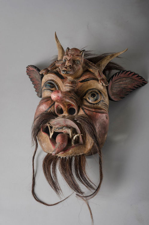 Picture of Large Mask