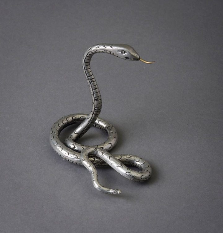 Picture of Snake Pocket Watch Holder