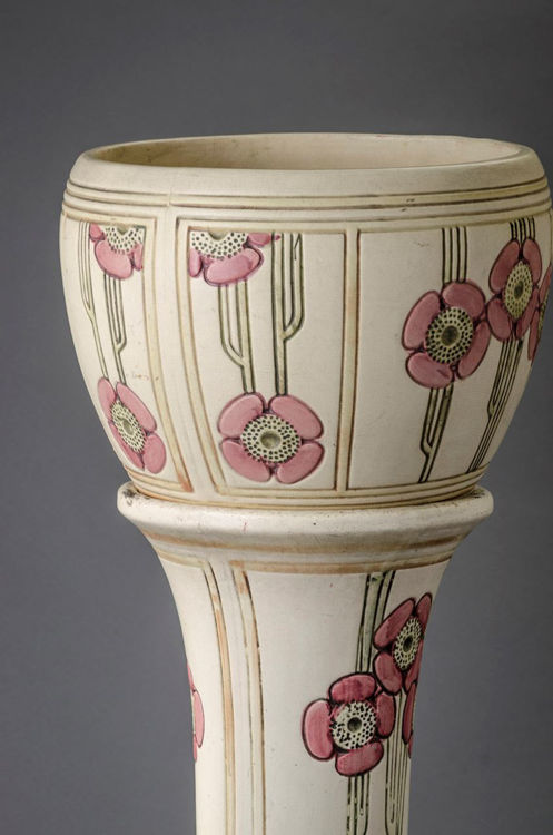 Picture of Flemish Jardiniere and Pedestal