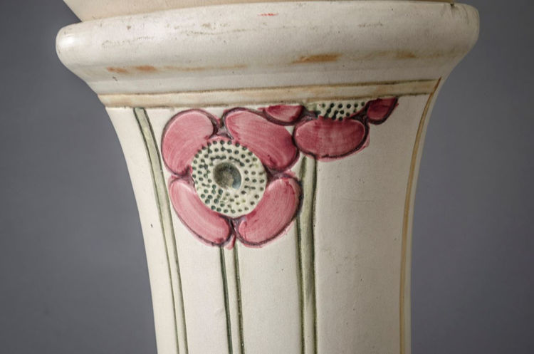 Picture of Flemish Jardiniere and Pedestal