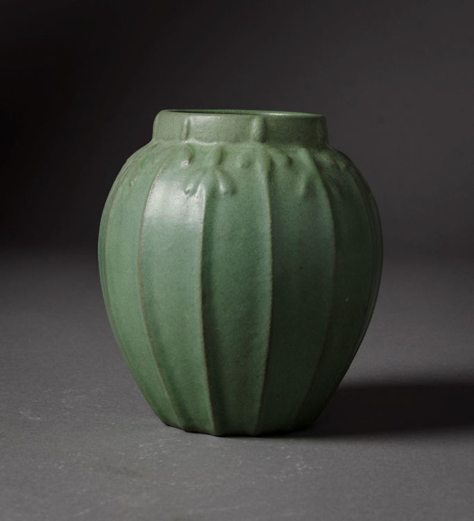 Picture of Vase in Matte Green