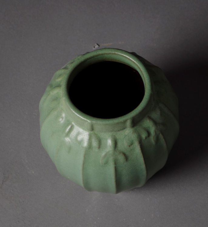 Picture of Vase in Matte Green