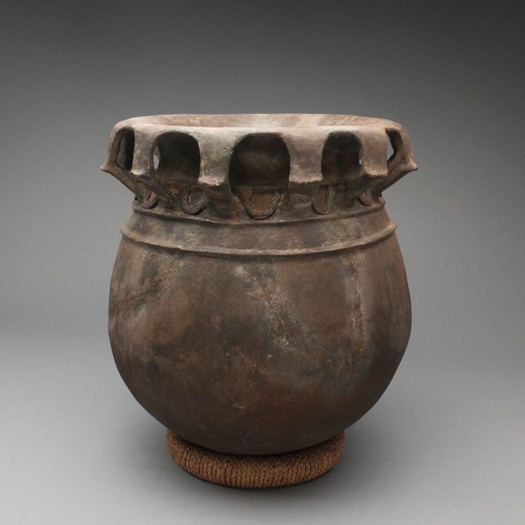 Picture of Bamileke Vessel