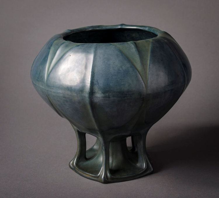Picture of Footed Jardiniere
