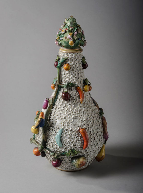 Picture of Schneeballen Vase with Fruit