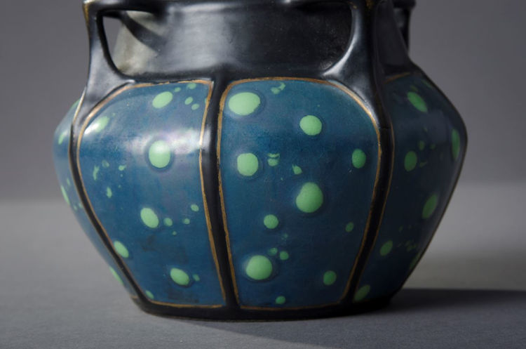 Picture of Small Blue and Green Vessel