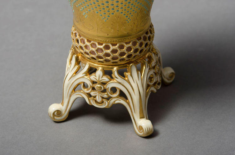 Picture of Jeweled Vase and Cover