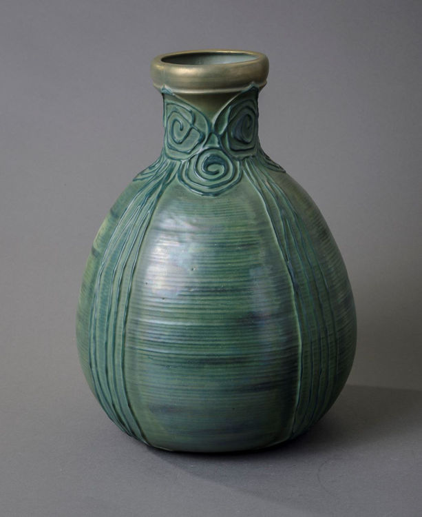 Picture of Large Green Vase