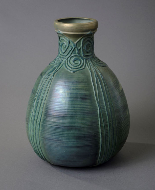 Picture of Large Green Vase