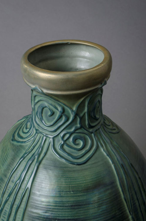 Picture of Large Green Vase