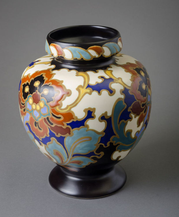 Picture of Large Regina Vase