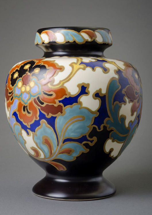 Picture of Large Regina Vase