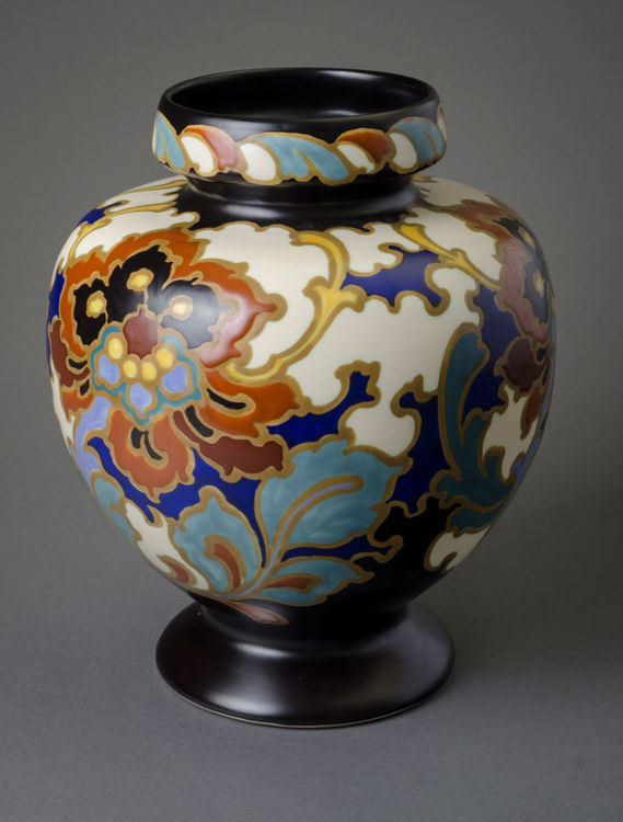 Picture of Large Regina Vase