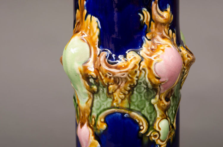 Picture of Majolica Pedestal