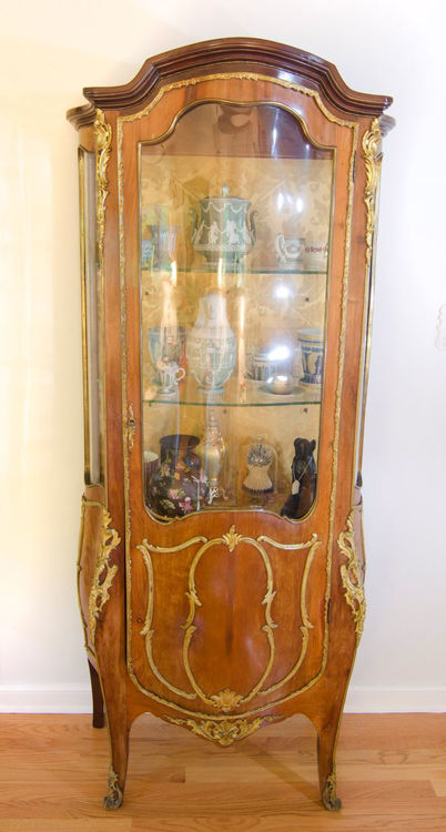 Picture of Vitrine in Louis XV-Style Bombe