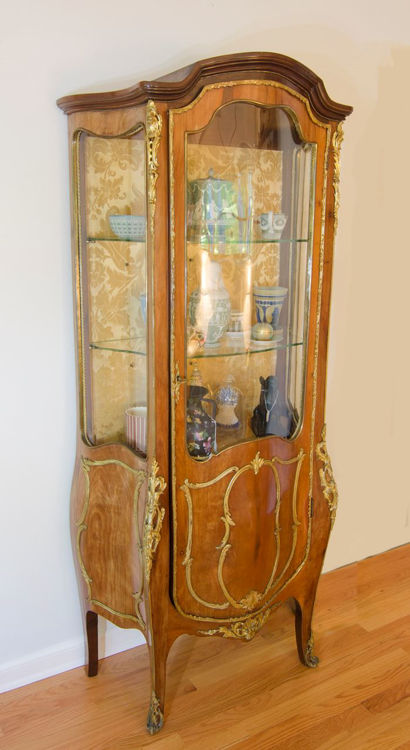 Picture of Vitrine in Louis XV-Style Bombe