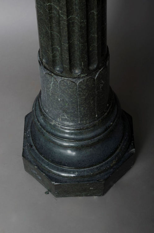 Picture of Dark Green Marbled Pedestal