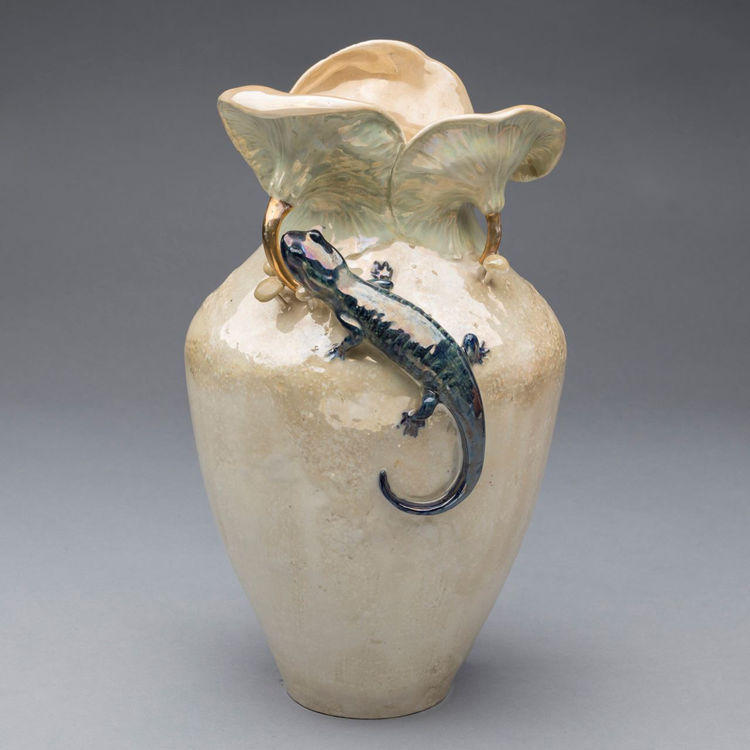 Picture of Amphora Ceramic Vase with Lizard