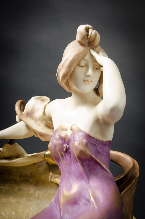 Picture of Art Nouveau Maiden
