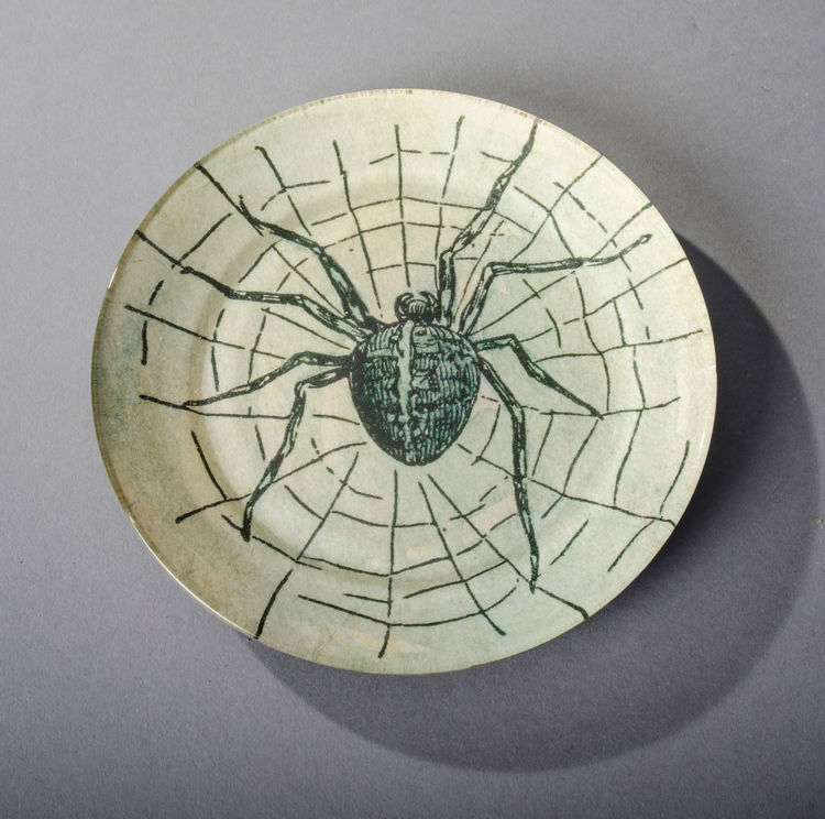 Picture of Black Spider Plate