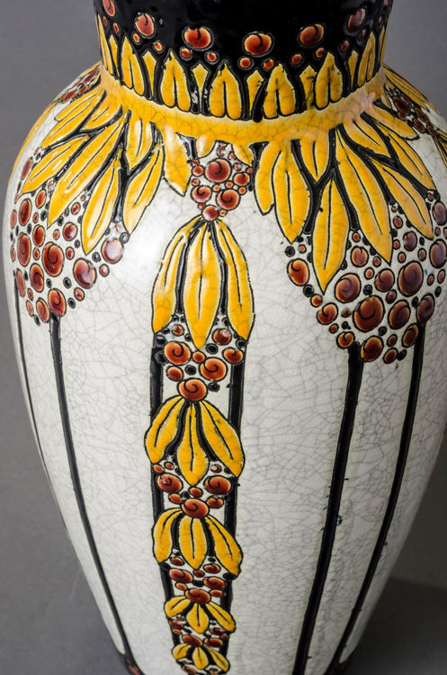 Picture of Tall Vase with Fruit